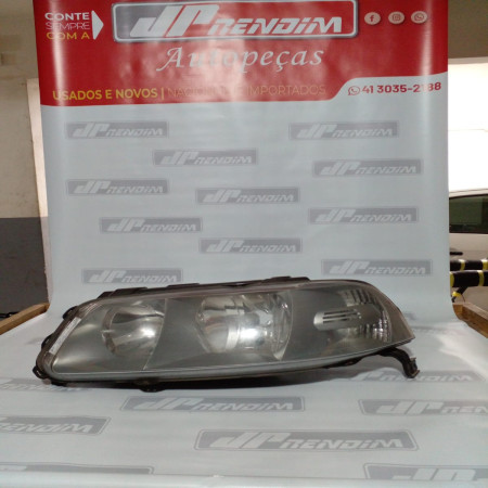 Farol Esquerdo VW Gol-Parati-Saveiro Vw-09 Ano 1999 2000 2001 2002 2003 2004 2005 - Usado