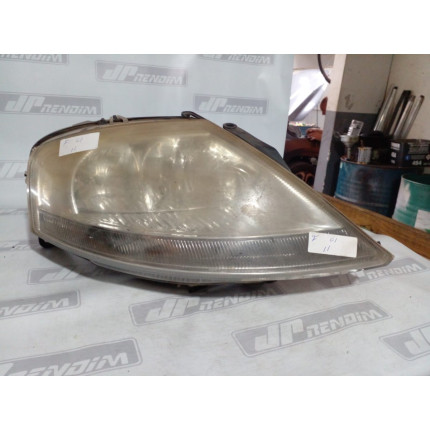 Farol Direito Citroen C3 Ci-11 Ano 2003 2004 2005 2006 2007 2008 2009 2010 - Usado