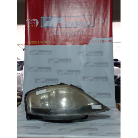 Farol Direito Citroen C3 Ci-11 Ano 2003 2004 2005 2006 2007 2008 2009 2010 - Usado