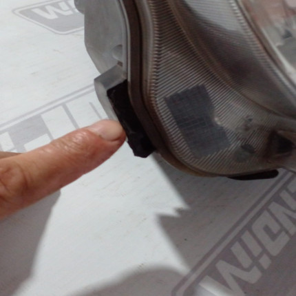 Farol Esquerdo Fiat 500 Fi-17 Ano 2010 2011 2012 2013 2014 2015 2016 2017 - Usado