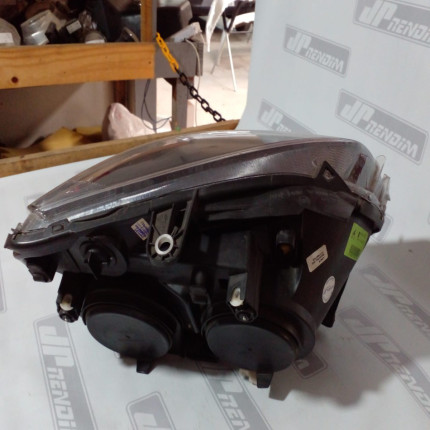 Farol Esquerdo Fiat Doblô Máscara Negra Fi-18 Ano 2010 2011 2012 2013 2014 - Usado