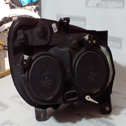 Farol Esquerdo Fiat Doblô Máscara Negra Fi-18 Ano 2010 2011 2012 2013 2014 - Usado