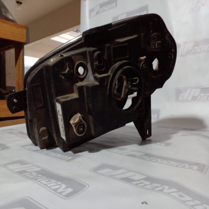 Farol Direito Fiat Uno Way-Vivace Attractive Fi-24 Ano 2012 2013 2014 2015 2016 - Usado