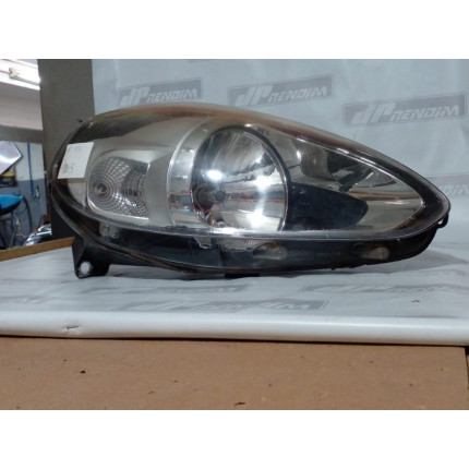 Farol Direito Fiat Punto Fi-25 Ano 2012 2013 2014 2015 2016 - Usado