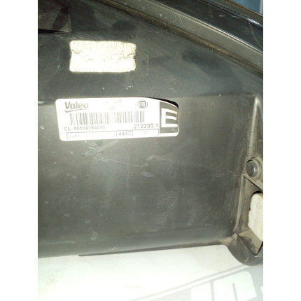 Farol Esquerdo Fiat Punto Fi-34 Ano 2013 2014 2015 2016 2017 - Usado