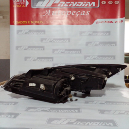 Farol Direito VW Fox-Spacefox C/ Led Vw-18 Ano 2015 2016 2017 2018 2019 - Usado