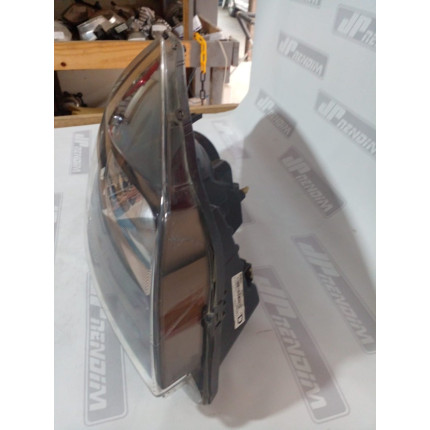 Farol Direito Renault Sandero Stepway Re-16 Ano 2008 2009 2010 2011 - Usado