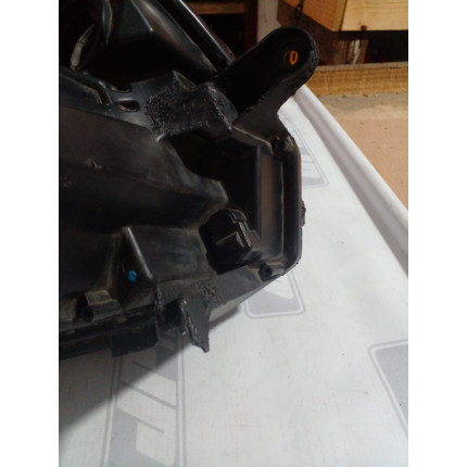 Farol Esquerdo Renault Sandero-Logan Re-18 Ano 2015 2016 2017 2018 2019 2020 - Usado