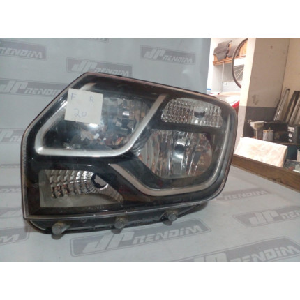 Farol Esquerdo Renault Dustert-Oroch Re-20 Ano 2016 2017 2018 2019 2020 - Usado