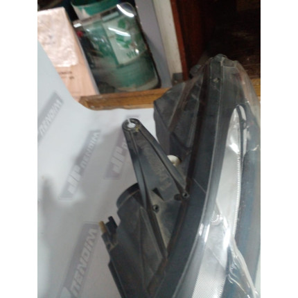 Farol Esquerdo Renault Sandero-Logan Re-26 Ano 2014 2015 2016 2017 2018 2019 2020 - Usado