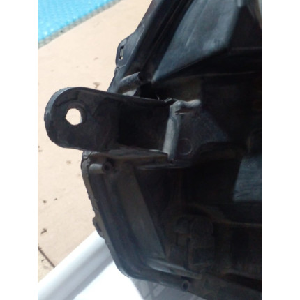 Farol Direito Renault Sandero-Logan Re-30 Ano 2014 2015 2016 2017 2018 2019 2020 - Usado