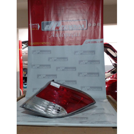 Lanterna Lado Direito Chevrolet Prisma C-06 Ano 2013 2014 2015 2016 2017 2018 - Usado