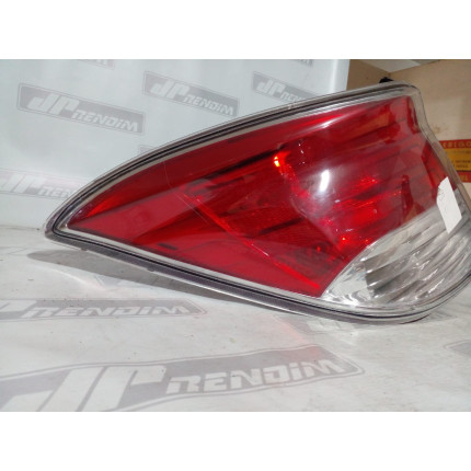 Lanterna Lado Esquerdo Chevrolet Prisma C-11 Ano 2013 2014 2015 2016 2017 2018 - Usado
