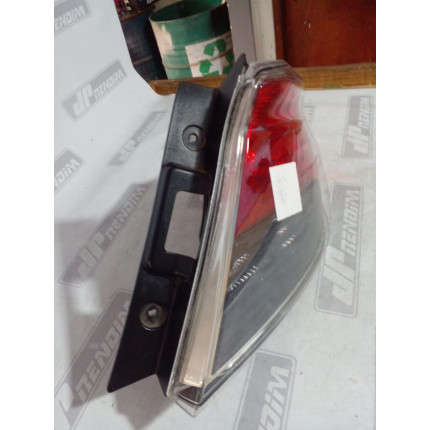 Lanterna Lado Direito Chevrolet Prisma Fumê C-13 Ano 2013 2014 2015 2016 2017 2018 - Usado