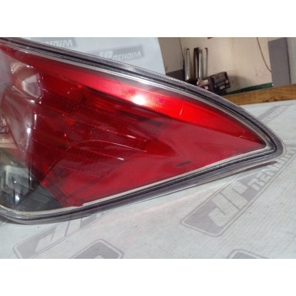 Lanterna Lado Direito Chevrolet Prisma Fumê C-13 Ano 2013 2014 2015 2016 2017 2018 - Usado