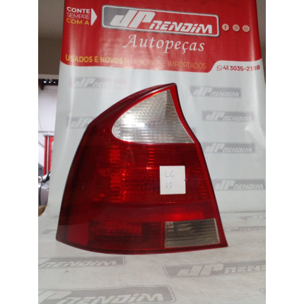 Lanterna Lado Esquerdo Chevrolet Corsa-Corsão Sedan C-15 Ano 2003 2004 2005 2006 2007 2008 a 2011 - Usado