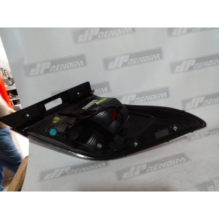 Lanterna Lado Esquerdo Chevrolet Prisma Fumê C-17 Ano 2013 2014 2015 2016 2017 2018 - Usado