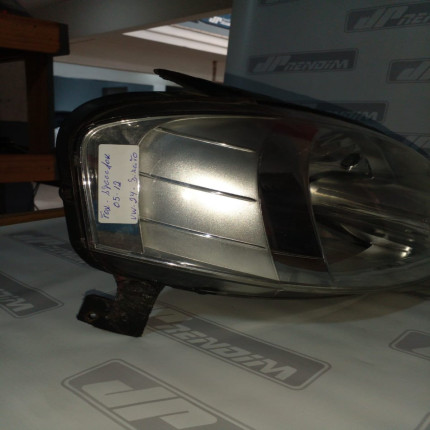Farol Direito VW Fox-Spacefox Vw-24 Ano 2005 2006 2007 2008 2009 2010 2011 2012 - Usado