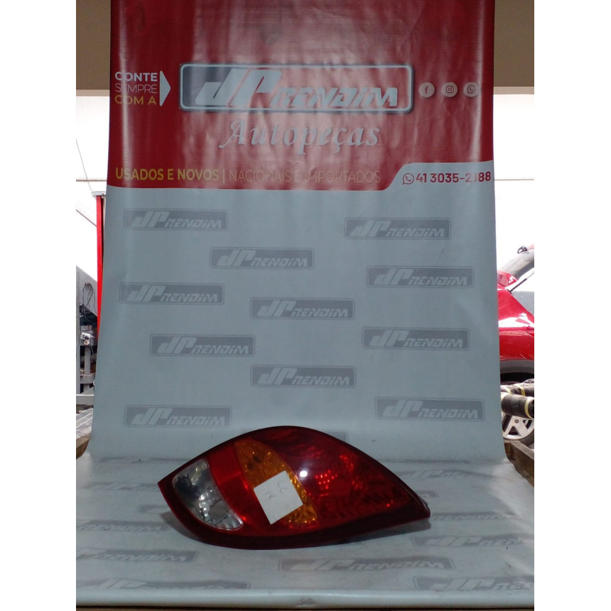 Lanterna Lado Direito Chevrolet Celta C-18 Ano 2000 2001 2002 2003 2004 2005 2006 - Usado