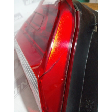 Lanterna Lado Esquerdo Chevrolet Ônix C-24 Ano 2017 2018 2019 - Usado