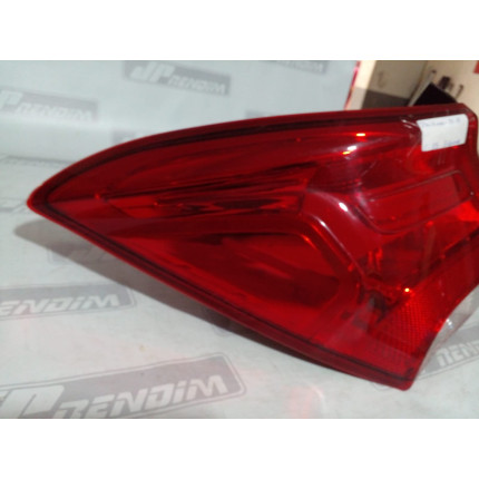 Lanterna Lado Esquerdo Chevrolet Prisma Fumê C-25 Ano 2017 2018 2019 - Usado