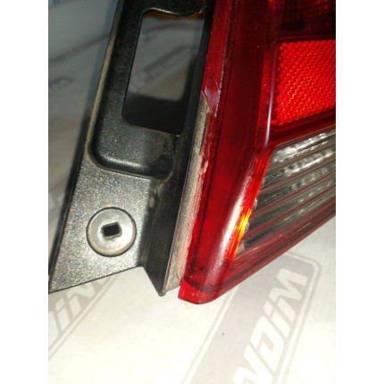 Lanterna Lado Direito Chevrolet Prisma Fumê C-27 Ano 2017 2018 2019 - Usado