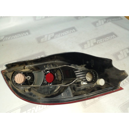 Lanterna Lado Esquerdo Chevrolet Celta C-36 Ano 2006 2007 2008 2009 2010 a 2015 - Usado