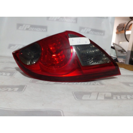 Lanterna Lado Direito Chevrolet Celta Fumê C-39 Ano 2006 2007 2008 2009 2010 a 2015 - Usado
