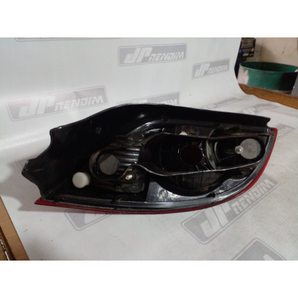 Lanterna Lado Direito Chevrolet Celta Fumê C-39 Ano 2006 2007 2008 2009 2010 a 2015 - Usado