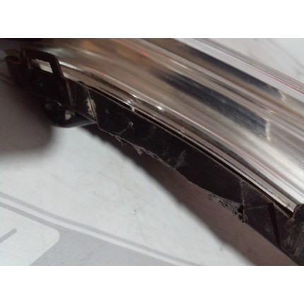 Lanterna Lado Esquerdo Chevrolet Ônix C/ Led Diurno C-44 Ano 2020 - Usado