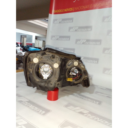 Farol Esquerdo VW Fox-Spacefox Vw-30 Ano 2011 2012 2013 2014 - Usado