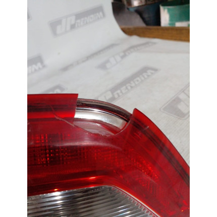 Lanterna Lado Direito Chevrolet Cruze Sedan Tampa Traseira C-45 Ano 2017 2018 2019 2021 2021 - Usado