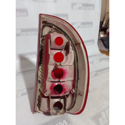 Lanterna Lado Esquerdo Chevrolet Corsa C-47 Ano 1996 1997 1998 1999 - Usado