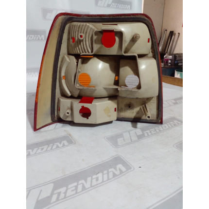 Lanterna Lado Direito Chevrolet Monza Tubarão C-49 Ano 1991 1992 1993 1994 1995 1996 - Usado