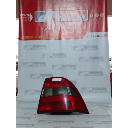 Lanterna Lado Direito Chevrolet Vectra Fumê C-50 Ano 1996 1997 1998 1999 - Usado