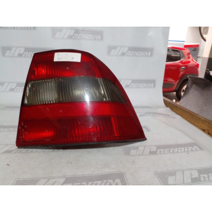 Lanterna Lado Direito Chevrolet Vectra Fumê C-50 Ano 1996 1997 1998 1999 - Usado