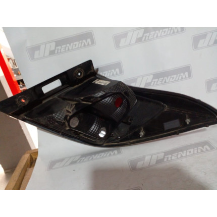 Lanterna Lado Esquerdo Chevrolet Prisma C-53 Ano 2013 2014 2015 2016 2017 - Usado