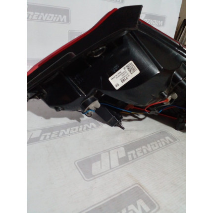 Lanterna Lado Esquerdo Chevrolet Prisma C-56 Ano 2017 2018 2019 - Usado