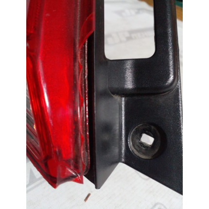 Lanterna Lado Esquerdo Chevrolet Prisma C-56 Ano 2017 2018 2019 - Usado