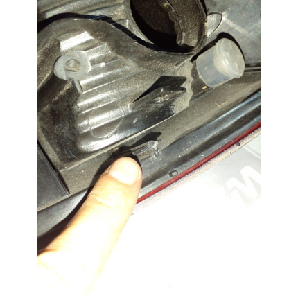 Lanterna Lado Esquerdo Chevrolet Celta Fumê C-58 Ano 2006 2007 2008 2009 2010 a 2015 - Usado