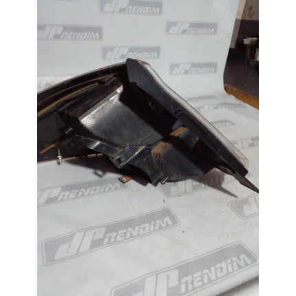 Lanterna Lado Direito Chevrolet Prisma C-60 Ano 2013 2014 2015 2016 2017 2018 - Usado