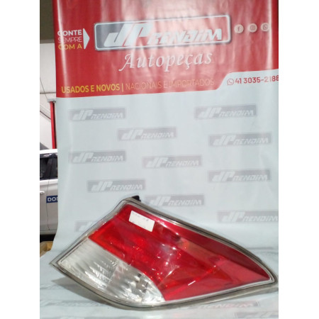 Lanterna Lado Direito Chevrolet Prisma C-60 Ano 2013 2014 2015 2016 2017 2018 - Usado