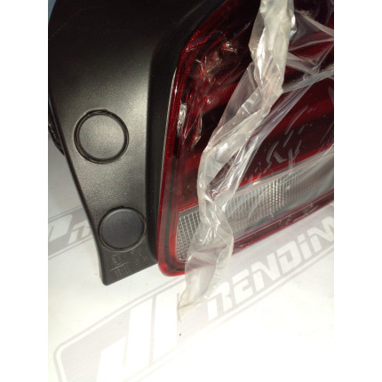 Lanterna Lado Direito Chevrolet Ônix Hatch C-64 Ano 2020 2021 2022 2023 - Novo