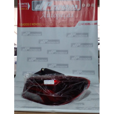 Lanterna Lado Direito Chevrolet Ônix Hatch C-64 Ano 2020 2021 2022 2023 - Novo