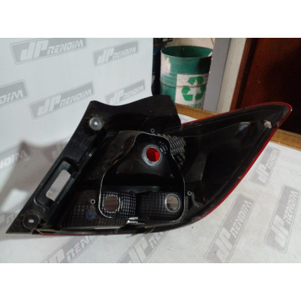 Lanterna Lado Esquerdo Chevrolet Ônix Joy Fumê C-68 Ano 2013 2014 2015 2016 - Usado