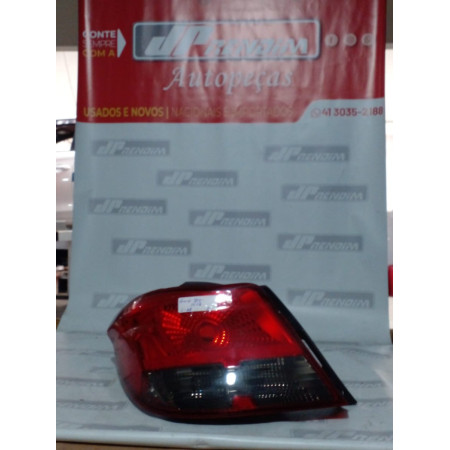 Lanterna Lado Esquerdo Chevrolet Ônix Joy Fumê C-68 Ano 2013 2014 2015 2016 - Usado