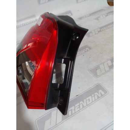 Lanterna Lado Esquerdo Chevrolet Ônix Joy Fumê C-68 Ano 2013 2014 2015 2016 - Usado