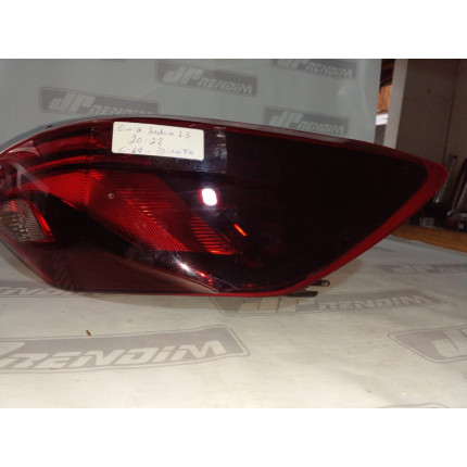 Lanterna Lado Direito Chevrolet Ônix Sedan LS C-69 Ano 2020 2021 2022 - Usado