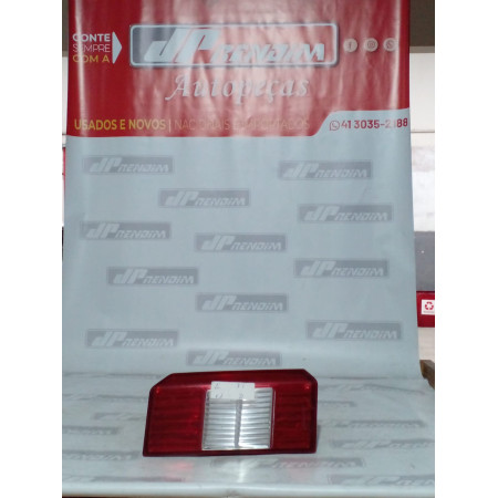 Lanterna Lado Direito Fiat Strada Aplique Tampa Traseira Fi-01 Ano 2008 2009 2010 2011 2012 2012 - Usado