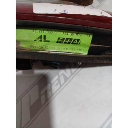 Lanterna Lado Esquerdo Fiat Siena Porta Malas Fi-04 Ano 2008 2009 2010 2011 2012 - Usado